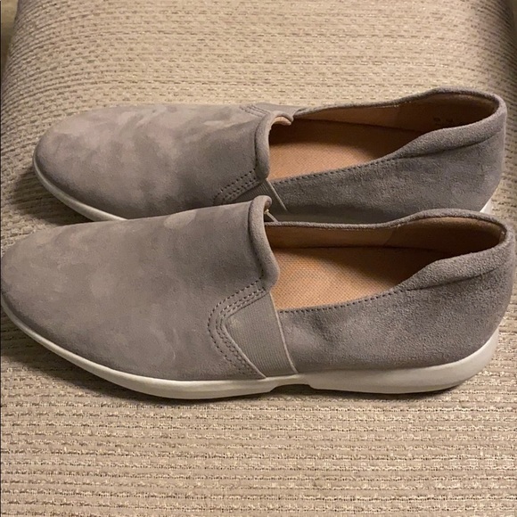 27 Edit Dionne Icy Grey suede - Picture 2 of 5